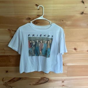 friends cropped t-shirt
